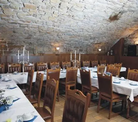 Einhorn Hotel